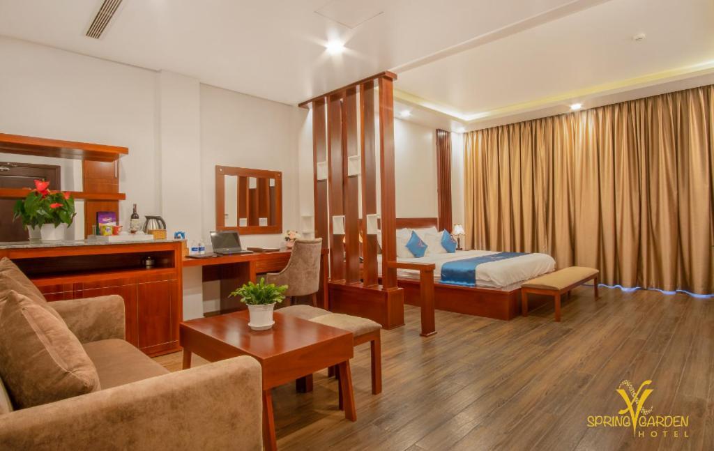 Spring Garden Hotel Lk Long Khanh Екстер'єр фото